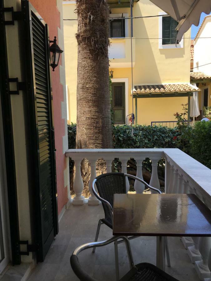 Marili Downstairs Apartments 罗达 外观 照片